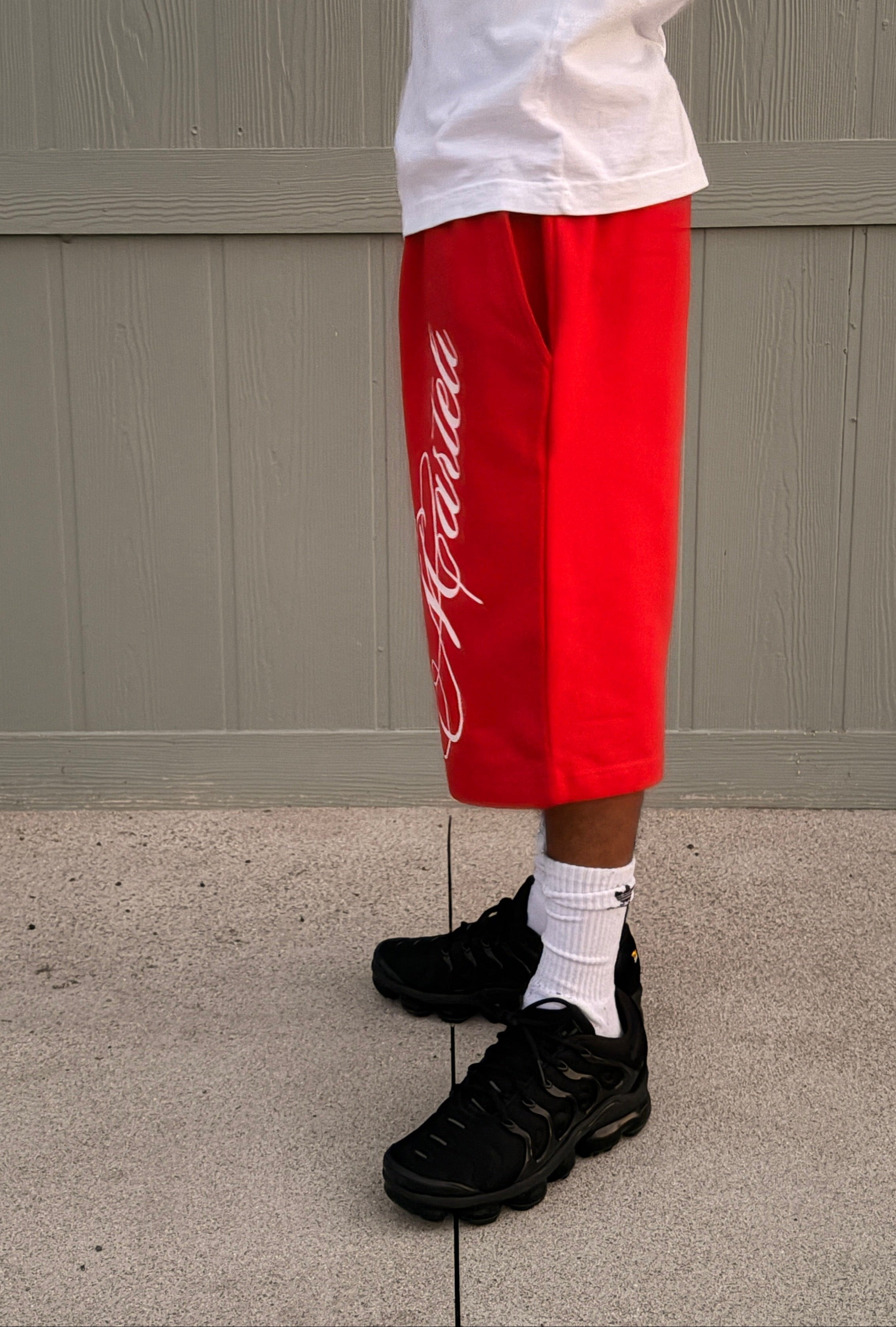 Marteli Vol. 1 —  Red Shorts